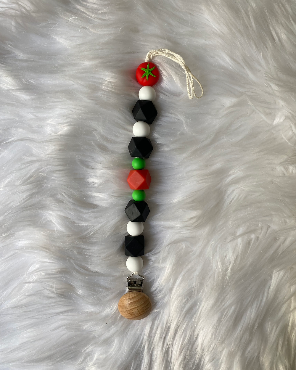  Attache sucette – Tomate Noir en silicone hypoallergénique