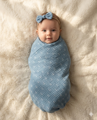 Couverture Mi-Saison BABYMAT marine en coton doux pour bébé, idéale pour mi-saison