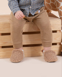 Chewbaca cocooning bébé chaussons souples et confortables pour premiers pas et pieds bien au chaud