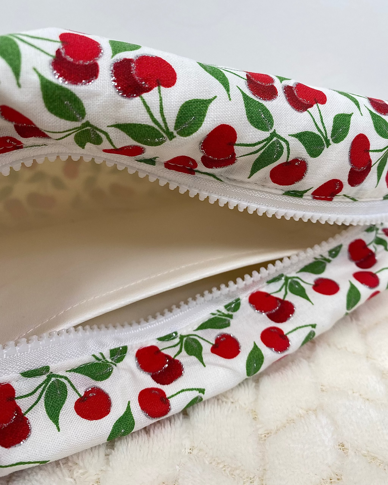 Collection Capsule - Trousse - CeriseTrousse imperméableBABYMATBABYMATCollection Capsule